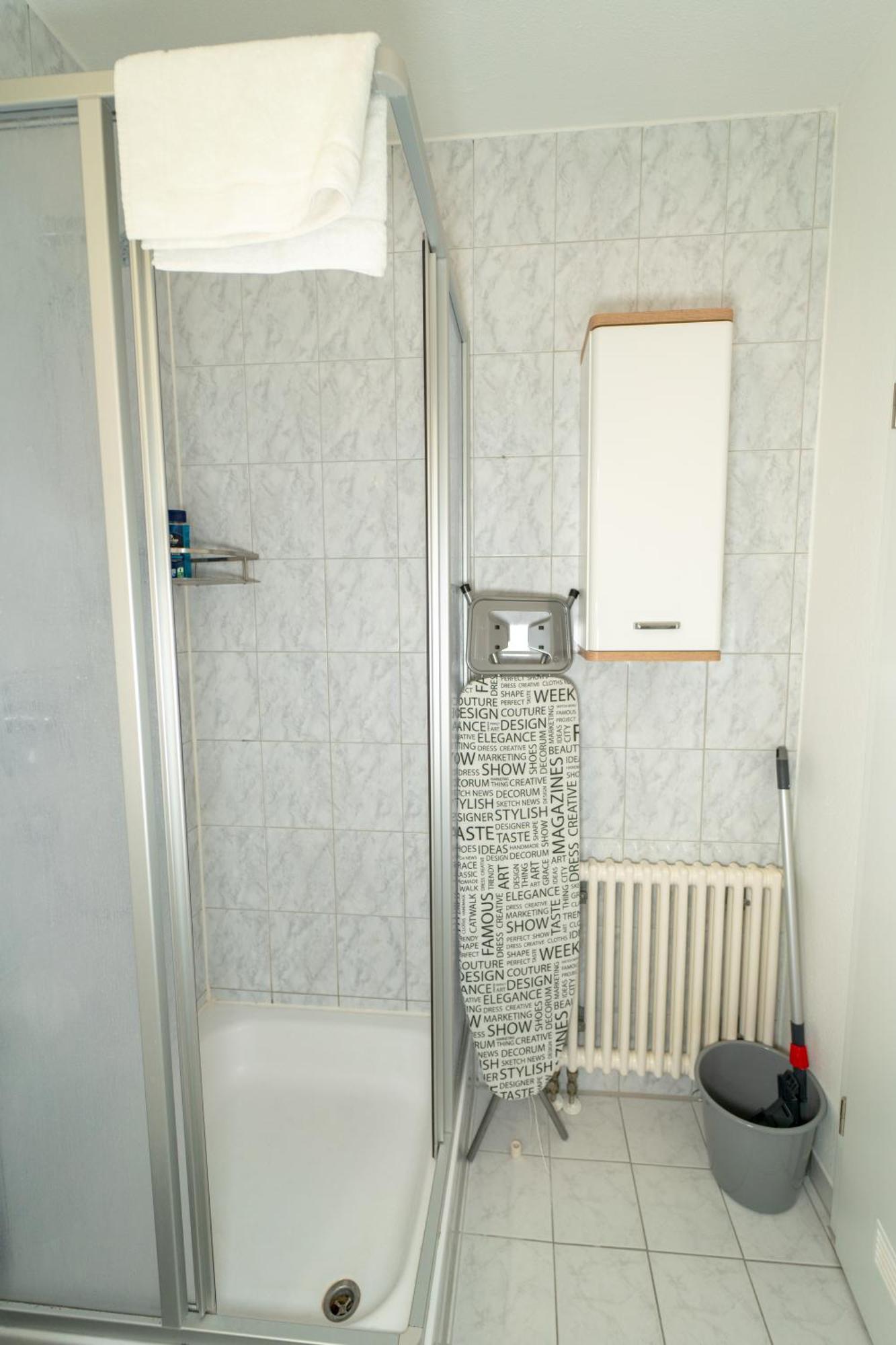 Range - Apartments - Kueche - Wlan - Netflix - Bis Zu 7 Personen Fellbach Exteriör bild